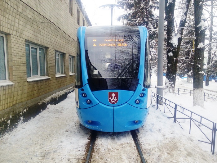У Вінниці на маршрут вийшов новий трамвай VinWay - короткий (Фото)