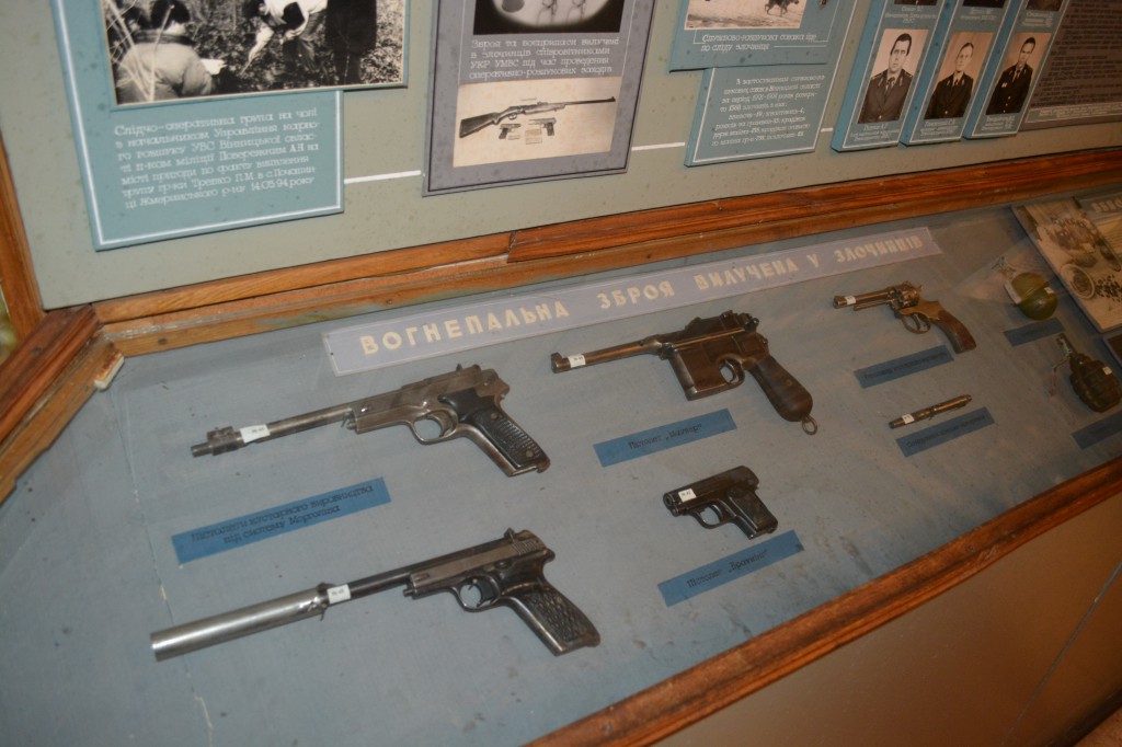 У Вінниці вже 22 роки існує музей, де показують зброю, наркотики та конфіскат (Фото)