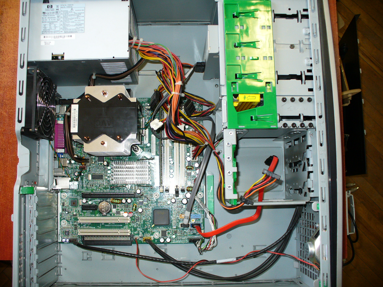 Двухъядерный системник: HP dc7700p Pentium 2.8 Ггц