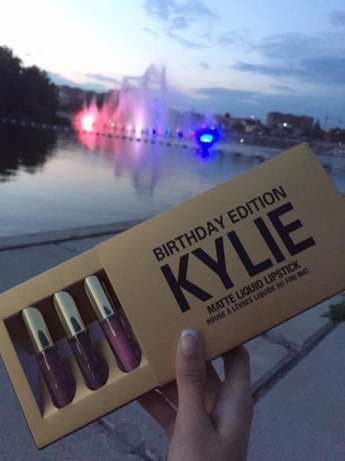 6 матовых помад Kylie Birthday Edition. ХИТ 2017.