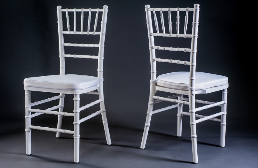 Аренда стульев Chiavari (Кьявари) белые, пластиков