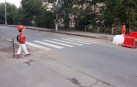 Фігурки школярів біля пішохідних переходів частково оновили у Вінниці (Фото)