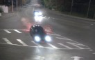 Водій BMW злетів з дороги біля Київського моста (Відео)