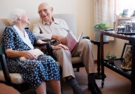 Дом престарелых – «богадельня» или уютный пансионат?