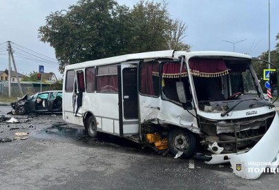 Троє дітей постраждали у ДТП на Немирівському шосе 