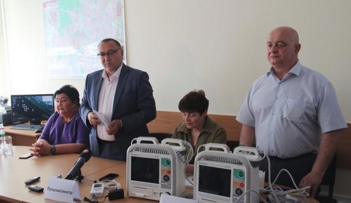 У Вінниці закупили нові дефібрилятори для екстреної медичної допомоги (Фото)