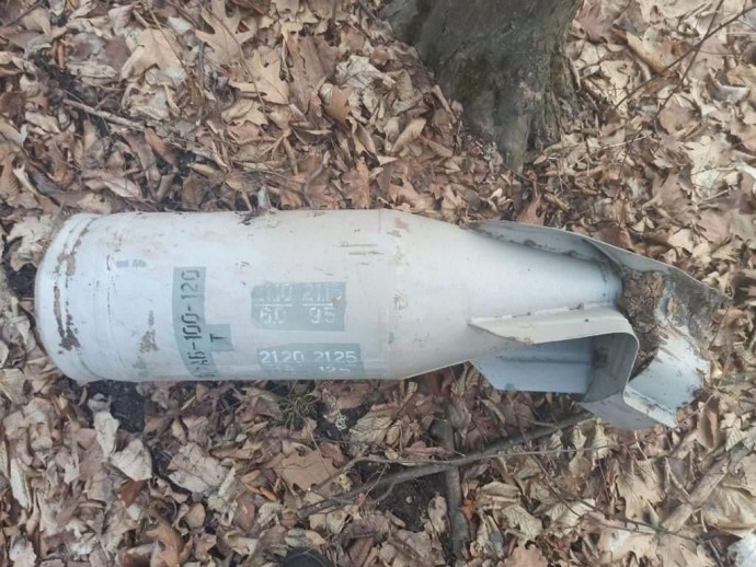 У Гайсинському районі знайшли дві російські авіаційні бомби (Фото) 