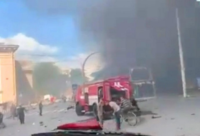 Ракетний удар по Вінниці очима рятувальника, який приїхав на місце обстрілу (Відео)