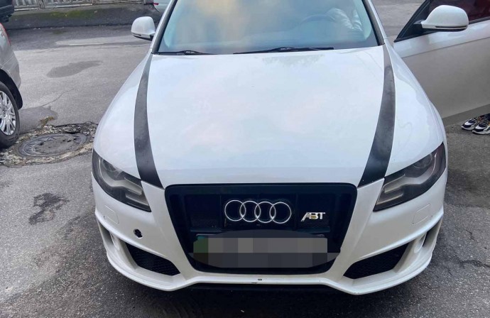 Жінка на елітній Audi збила пішохода під час паркування у Вінниці
