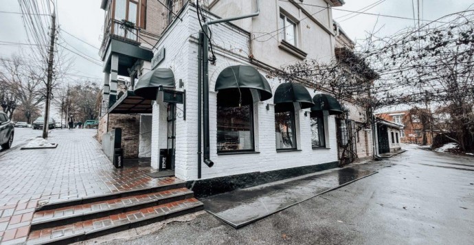 Назвали ресторани, кав’ярні та бари у Вінниці, які працюють від генераторів під час вимкнення світла