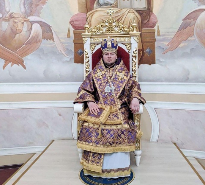 Архієпископ Ладижинський УПЦ МП судиться з Зеленським через позбавлення громадянства
