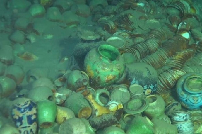 Археологи виявили в Південно-Китайському морі два затонулих корабля епохи Мін