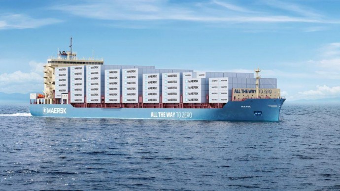 Компанія Maersk спустила на воду перше у світі судно на метанолі