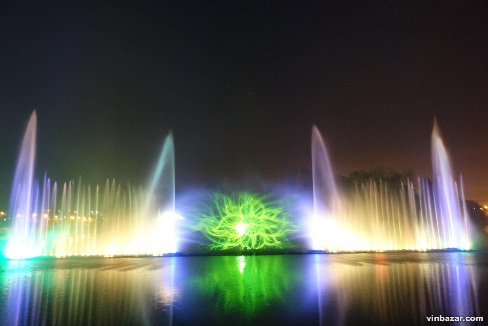 10 років тому у Вінниці вперше запустили фонтан Roshen. Історія водограю у світлинах (Фото)