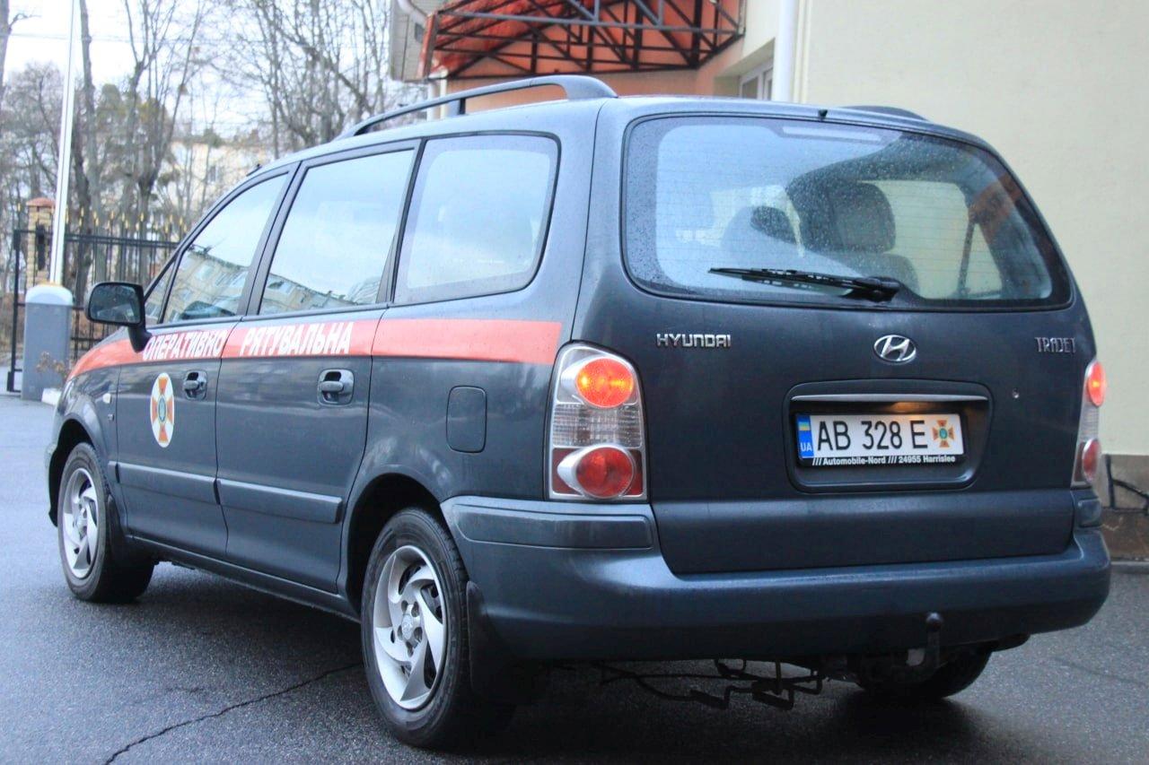 Рятувальникам у Вінниці передали два автомобілі (Фото)