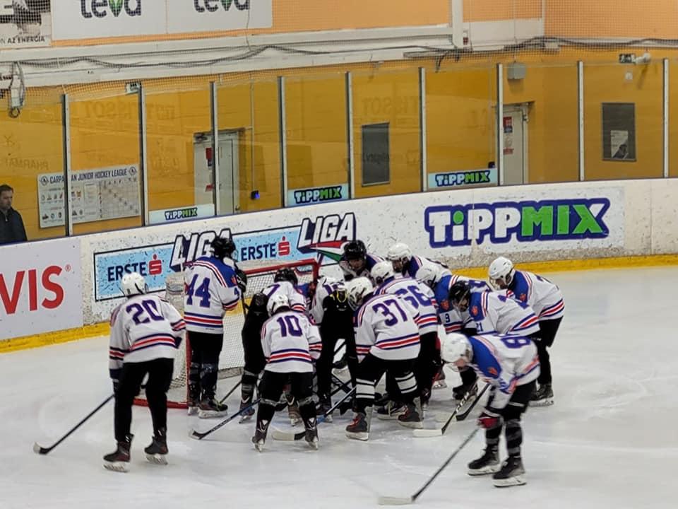 Хокейна команда «Патріот» з Вінниці взяла перше місце на змаганнях в Угорщині (Фото)