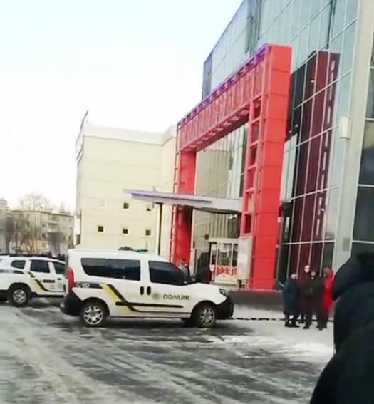 У Вінниці через повідомлення про вибухівку евакуювали п'ятиповерховий будинок