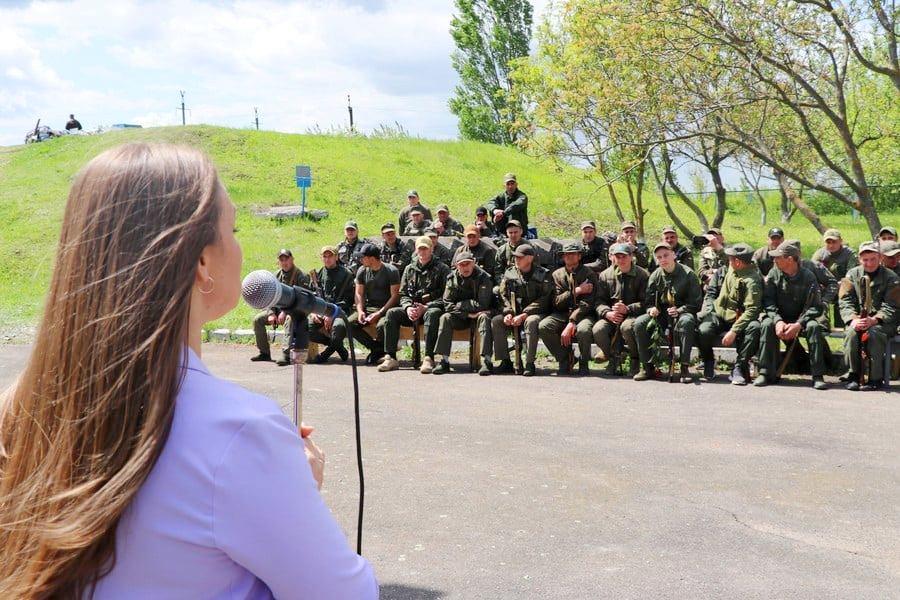 Українські артисти влаштували концерт для захисників на Вінниччині (Фото)