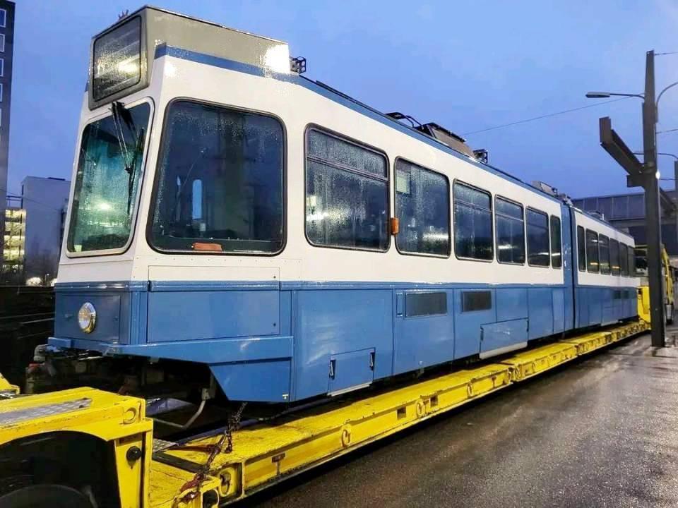 У Цюриху завантажуються трамваї, які мають відправити Вінниці (Фото)