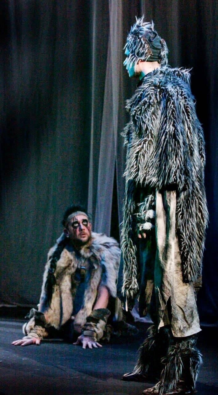 Нову виставу «Ніч вовків» представили на сцені театру Садовського у Вінниці (Фото+Відео)
