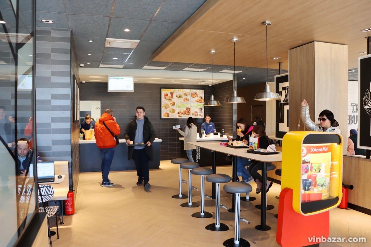 Без черг та ажіотажу: третій ресторан McDonald’s відкрили у Вінниці (Фото)