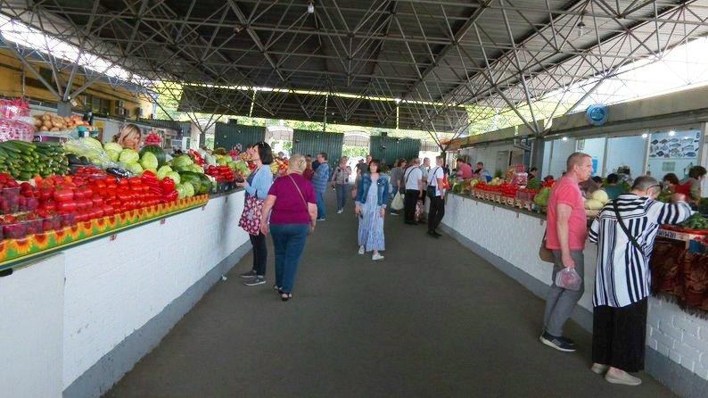 Полуниця дешевшає на ринках Вінниці (Фото+Відео)