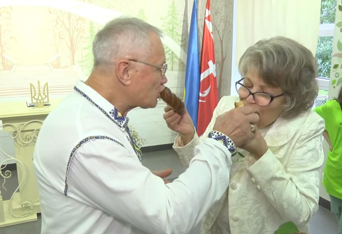«Золоте весілля» зіграла пара з Вінниці, яка прожила у шлюбі 50 років (Відео+Фото)
